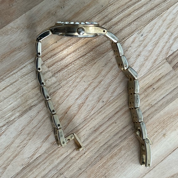 Elgin II Ladies Watch Crystals Gold Tone Purple Case and Gold Tone Dial - Picture 6 of 10